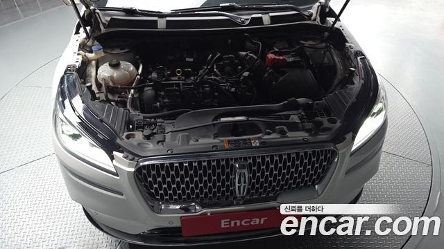 Lincoln Corsair 2020 — photo 6