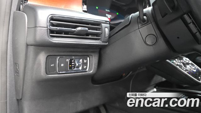 Lincoln Corsair 2020 — photo 19