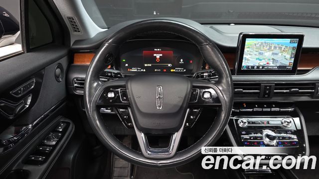 Lincoln Corsair 2020 — photo 20