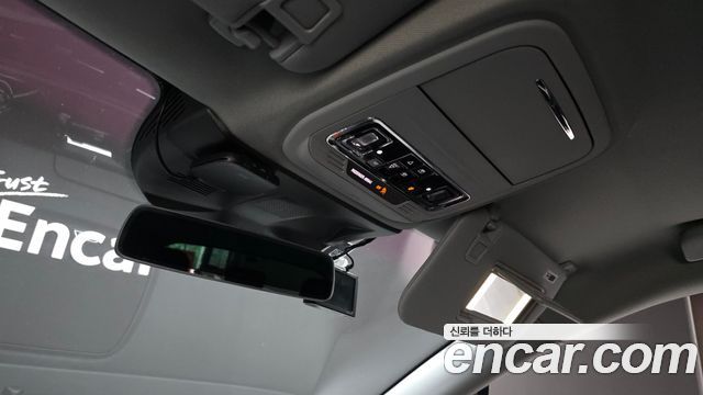 Lincoln Corsair 2020 — photo 25