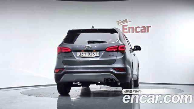 Hyundai Santafe 2017 — photo 4