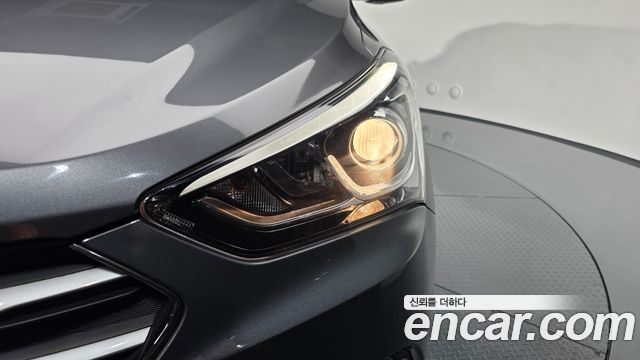 Hyundai Santafe 2017 — photo 8