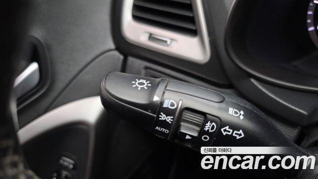 Hyundai Santafe 2017 — photo 28