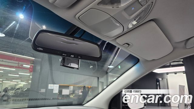 Hyundai Santafe 2017 — photo 29