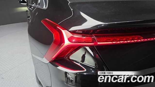 Kia K8 2023 — photo 9