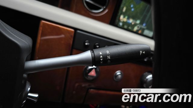 Rolls-Royce Phantom 2015 — photo 9