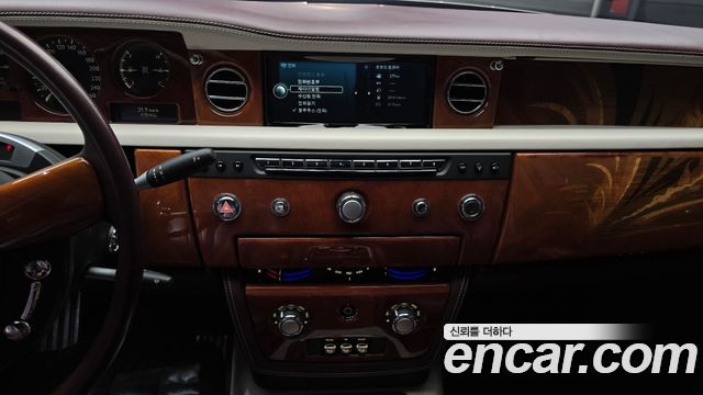Rolls-Royce Phantom 2015 — photo 14