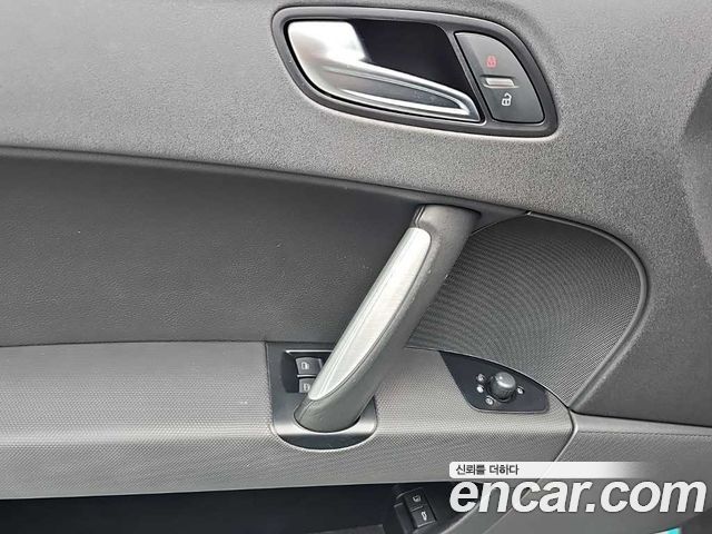 Audi TT 2008 — photo 14