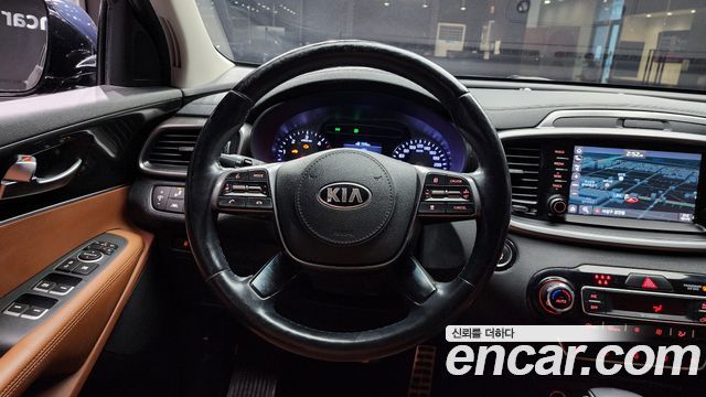 Kia Sorento 2019 — photo 13