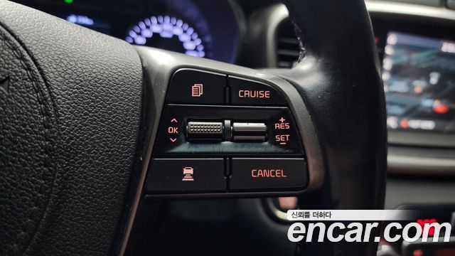 Kia Sorento 2019 — photo 16