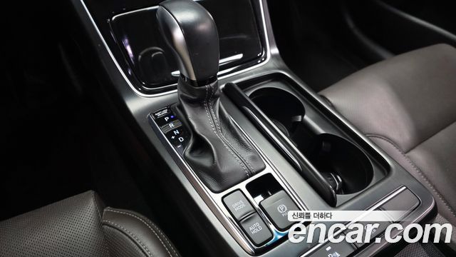 Hyundai Grandeur 2018 — photo 12