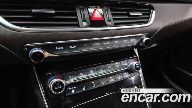 Hyundai Grandeur 2018 — photo 24