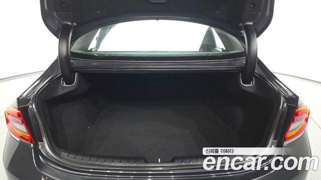 Hyundai Grandeur 2018 — photo 26