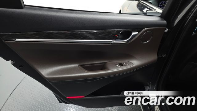 Hyundai Grandeur 2018 — photo 15
