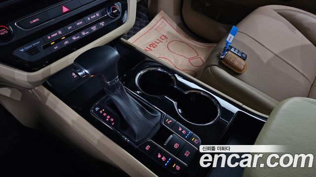 Kia Canival 2019 — photo 12