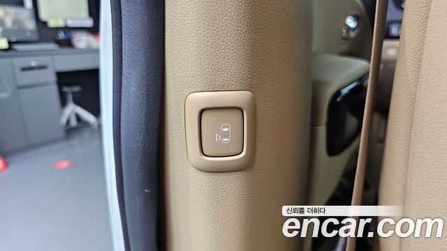 Kia Canival 2019 — photo 27