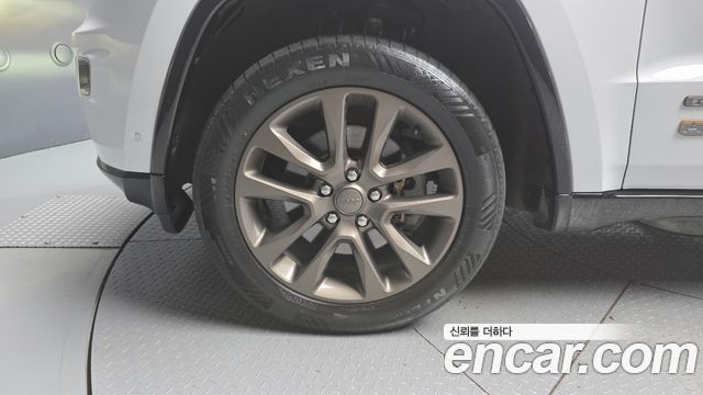 Jeep Cherokee 2016 — photo 5