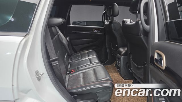 Jeep Cherokee 2016 — photo 11