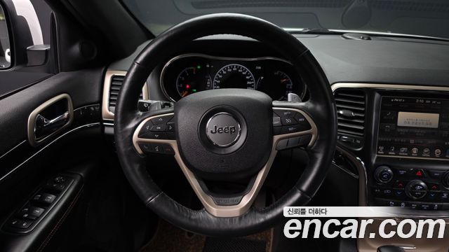 Jeep Cherokee 2016 — photo 13