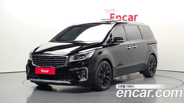 Kia Canival 2019 — photo 1