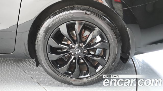 Kia Canival 2019 — photo 7