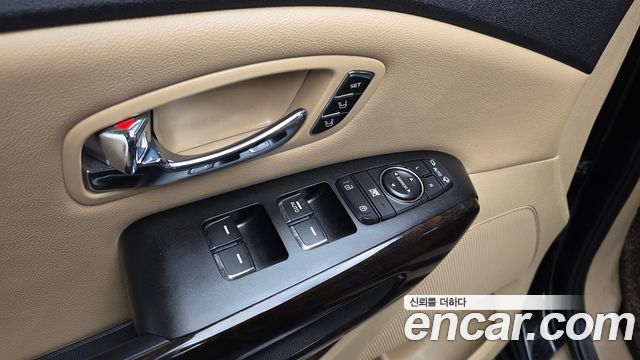 Kia Canival 2019 — photo 27
