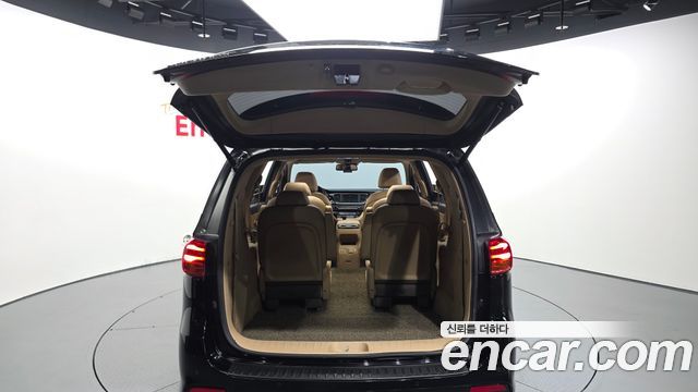 Kia Canival 2019 — photo 31