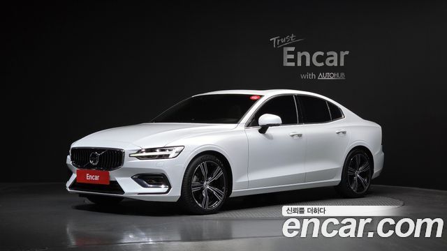 Volvo S60 2021 — photo 1