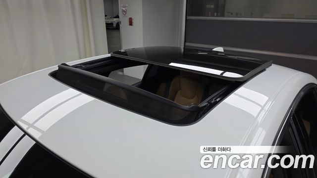Volvo S60 2021 — photo 26