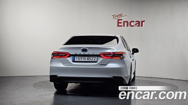 Toyota Camry 2024 — photo 4