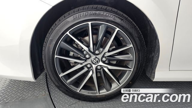 Toyota Camry 2024 — photo 5