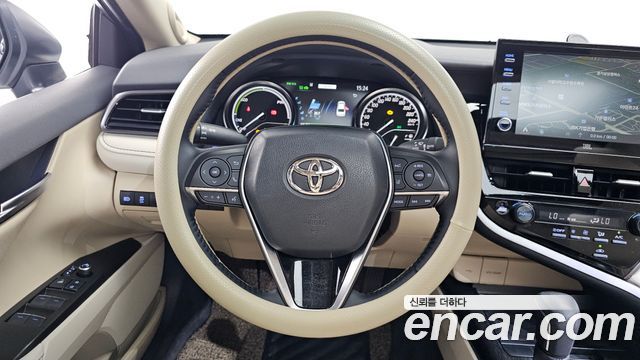 Toyota Camry 2024 — photo 19