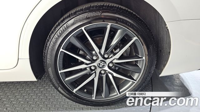 Toyota Camry 2024 — photo 7