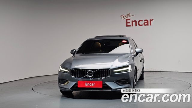Volvo S60 2020 — photo 3
