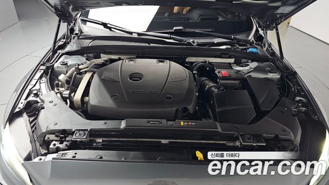 Volvo S60 2020 — photo 6
