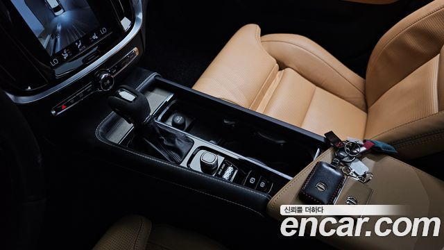 Volvo S60 2020 — photo 9