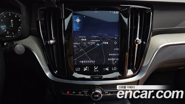 Volvo S60 2020 — photo 14
