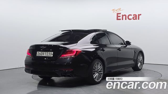 Genesis G70 2019 — photo 2