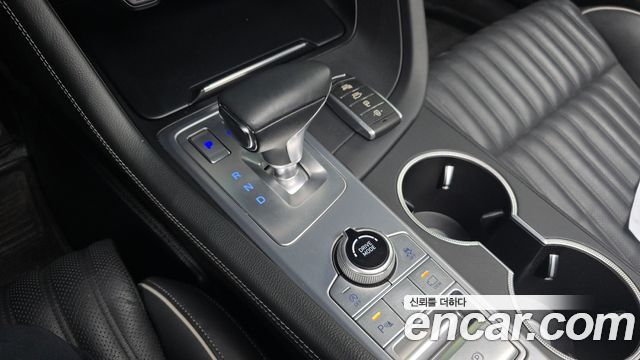 Genesis G70 2019 — photo 12