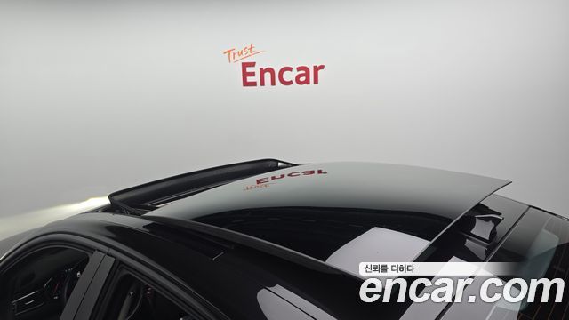 Genesis G70 2019 — photo 25