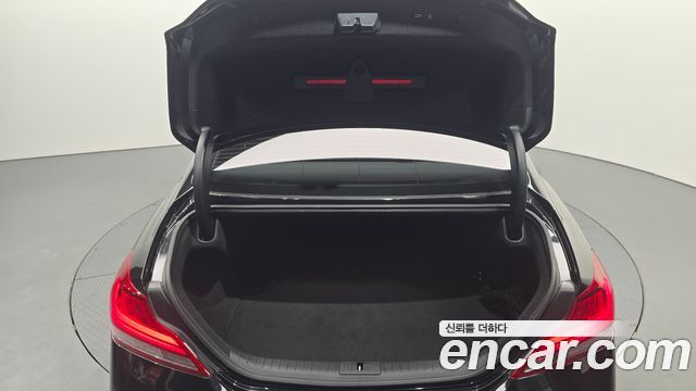 Genesis G70 2019 — photo 26