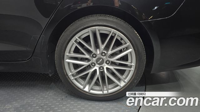Genesis G70 2019 — photo 7