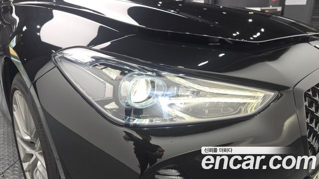 Genesis G70 2019 — photo 8