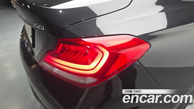 Genesis G70 2019 — photo 9