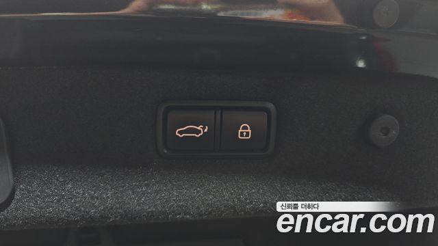 Genesis G70 2019 — photo 28