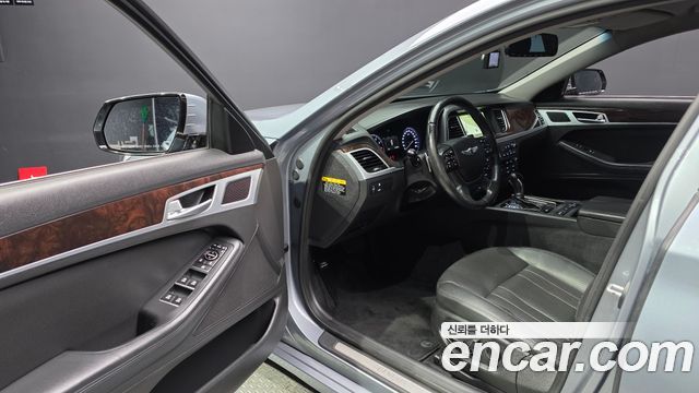 Hyundai Genesis 2015 — photo 13