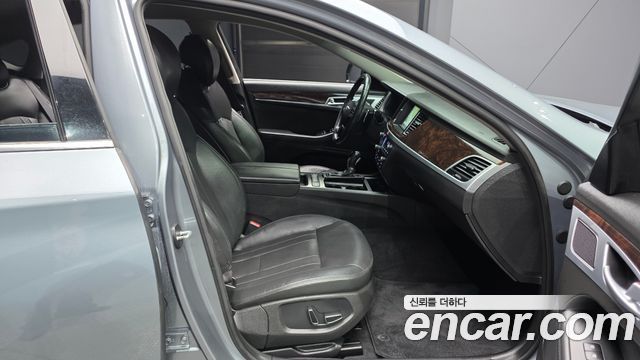 Hyundai Genesis 2015 — photo 17