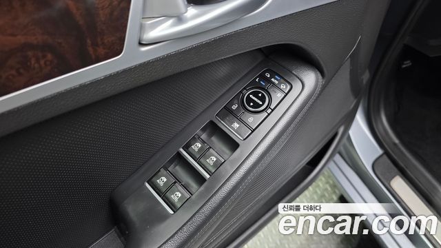 Hyundai Genesis 2015 — photo 24