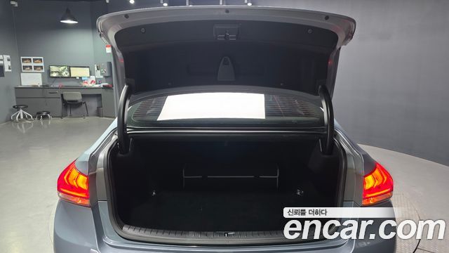 Hyundai Genesis 2015 — photo 26