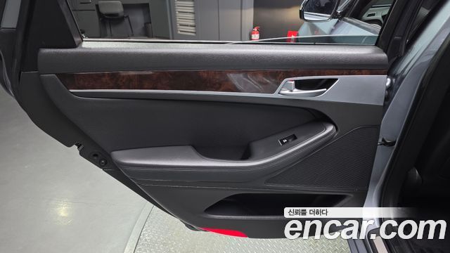 Hyundai Genesis 2015 — photo 15